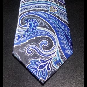 Geoffrey Beene 100% Silk Tie